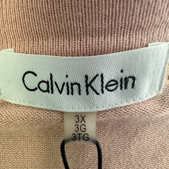 Calvin Klein Pink Knit Sweater with Gold Detail (NWT) - Picture 8 of 11
